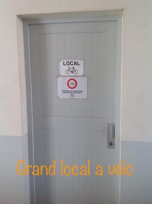 Eole, Idealement Situe Sur Le Port De St Martin De Re Apartment Saint-Martin-de-Re